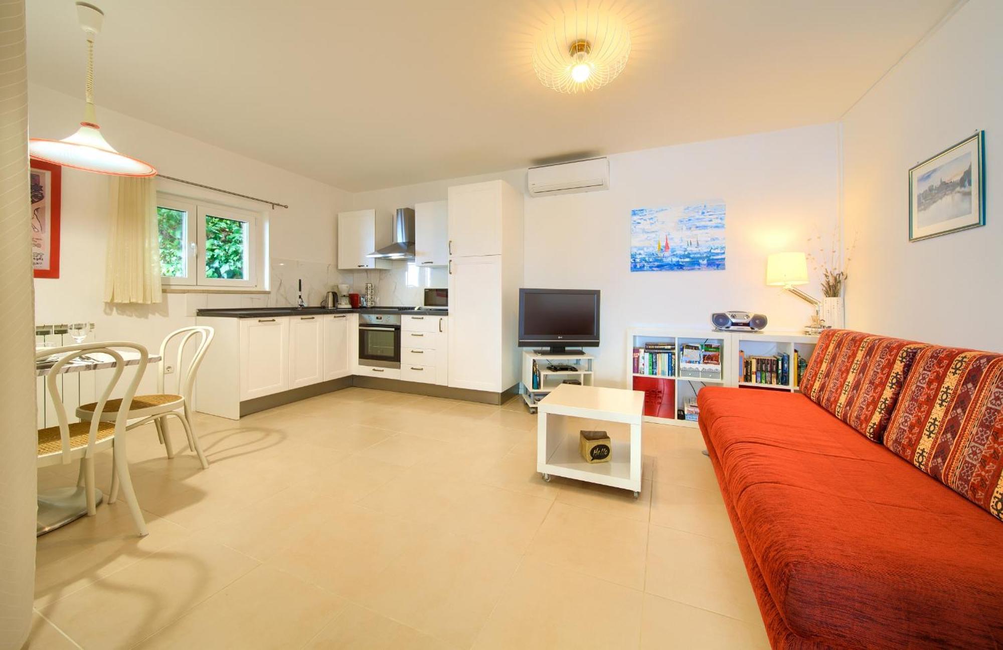 Apartments Six 克拉列维察 外观 照片