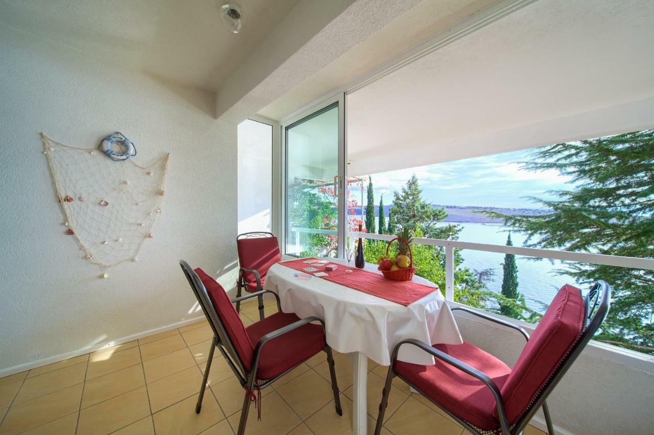 Apartments Six 克拉列维察 外观 照片